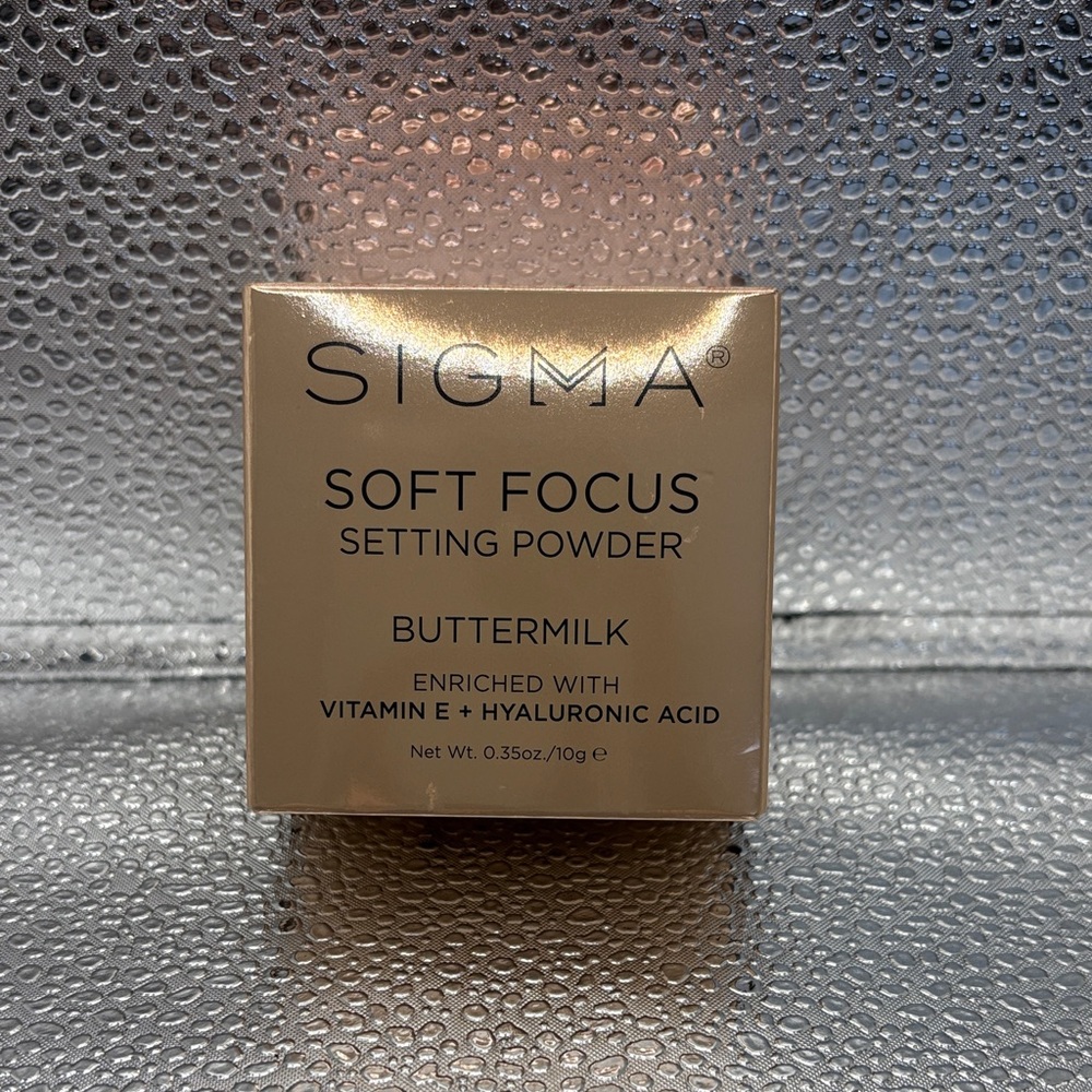 Sigma Beauty Soft Focus Setting Powder — Buttermilk Beige